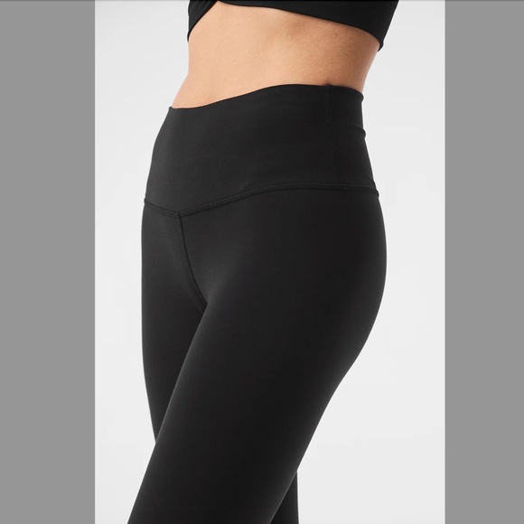 BNWT Alo Yoga 7/8 High Waist Airbrush Legging Black Size Small - RRP $160 - Picture 3 of 5